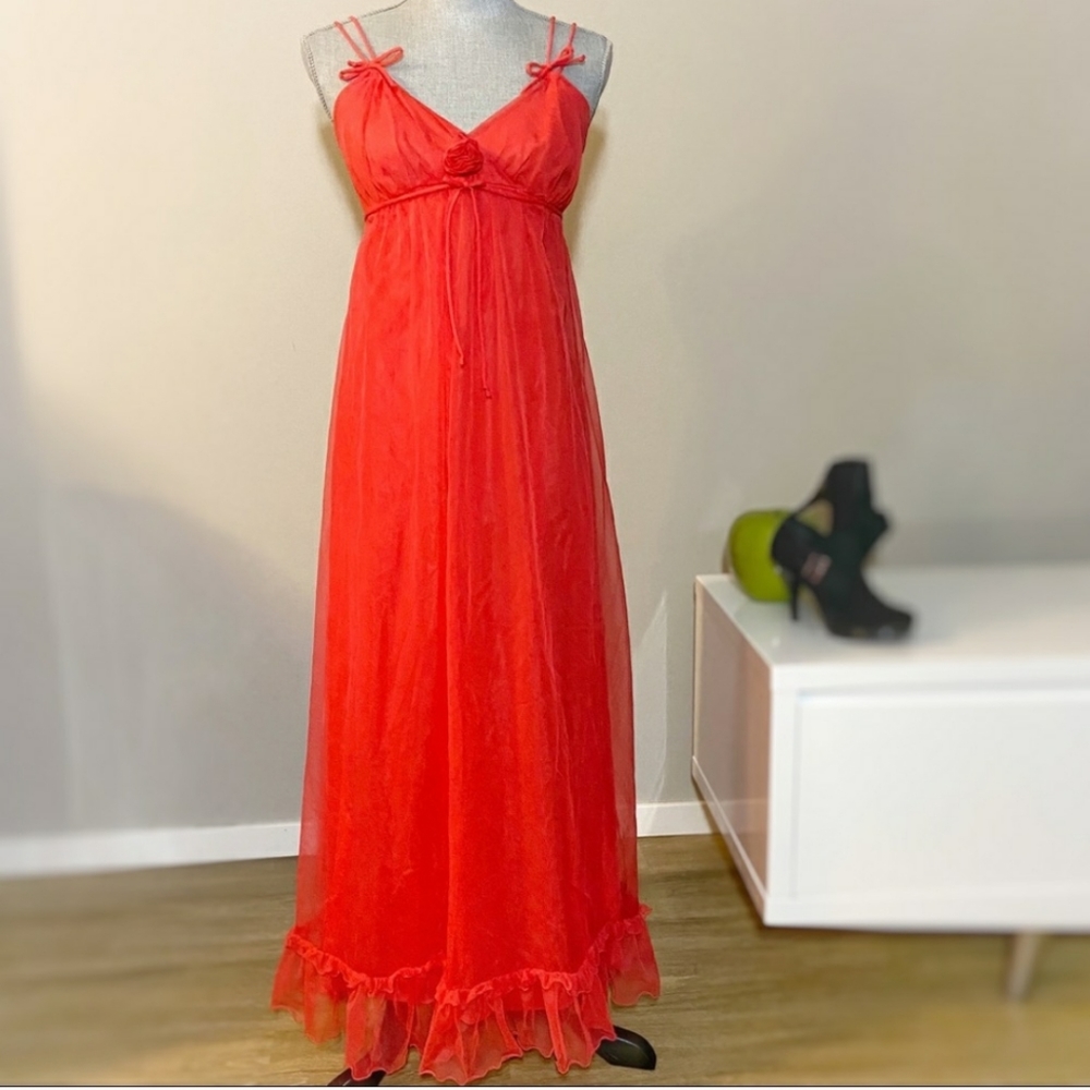 Vintage red peignoir nightgown lingerie maxi